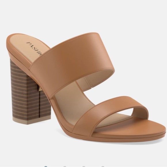 So good I had to share! Check out all the items I'm loving on <a href="/Poshmarkapp/">Poshmark</a> #poshmark #fashion #style #shopmycloset #pashionfootwear: posh.mk/QTYQkPKLwBb