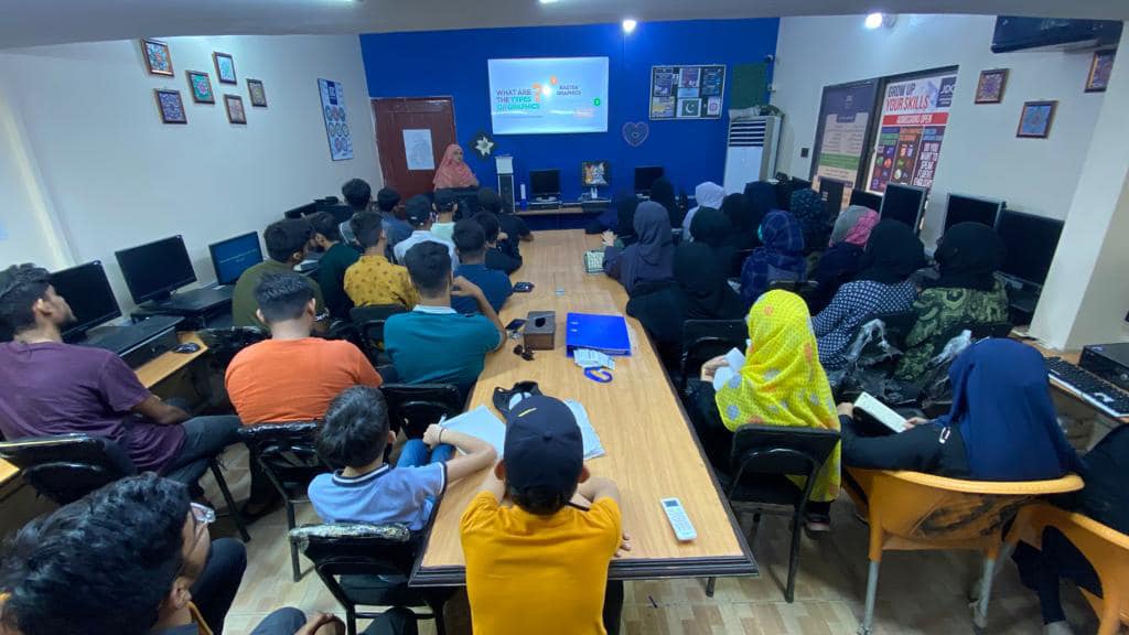 jdcfoundationpk's tweet photo. Web and Graphic Design new batch started at House of JDC!
.
.
.
#jdc #jdcfoundation #jdceducationsystem #freeducation #webdesign #graphicdesign https://t.co/GLDqDoOxo4