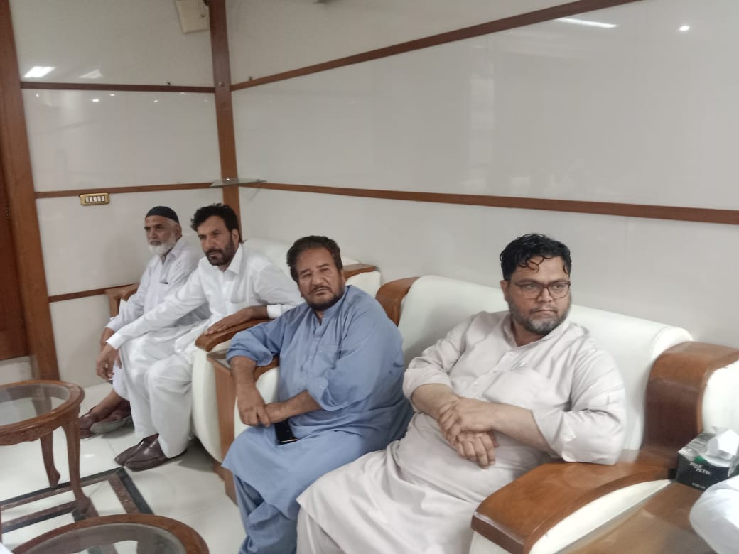 ANPOSindh's tweet photo. اجلاس میں ضلعی الیکشن کمیشن کے چیئرمینز نے خصوصی طور پر شرکت کی۔ اجلاس میں ممبرسازی مہم اور دیگر تنظیمی امور پر تفصیلی بحث کی گئی۔ 

#ANPSindh https://t.co/YbQcx2eXma