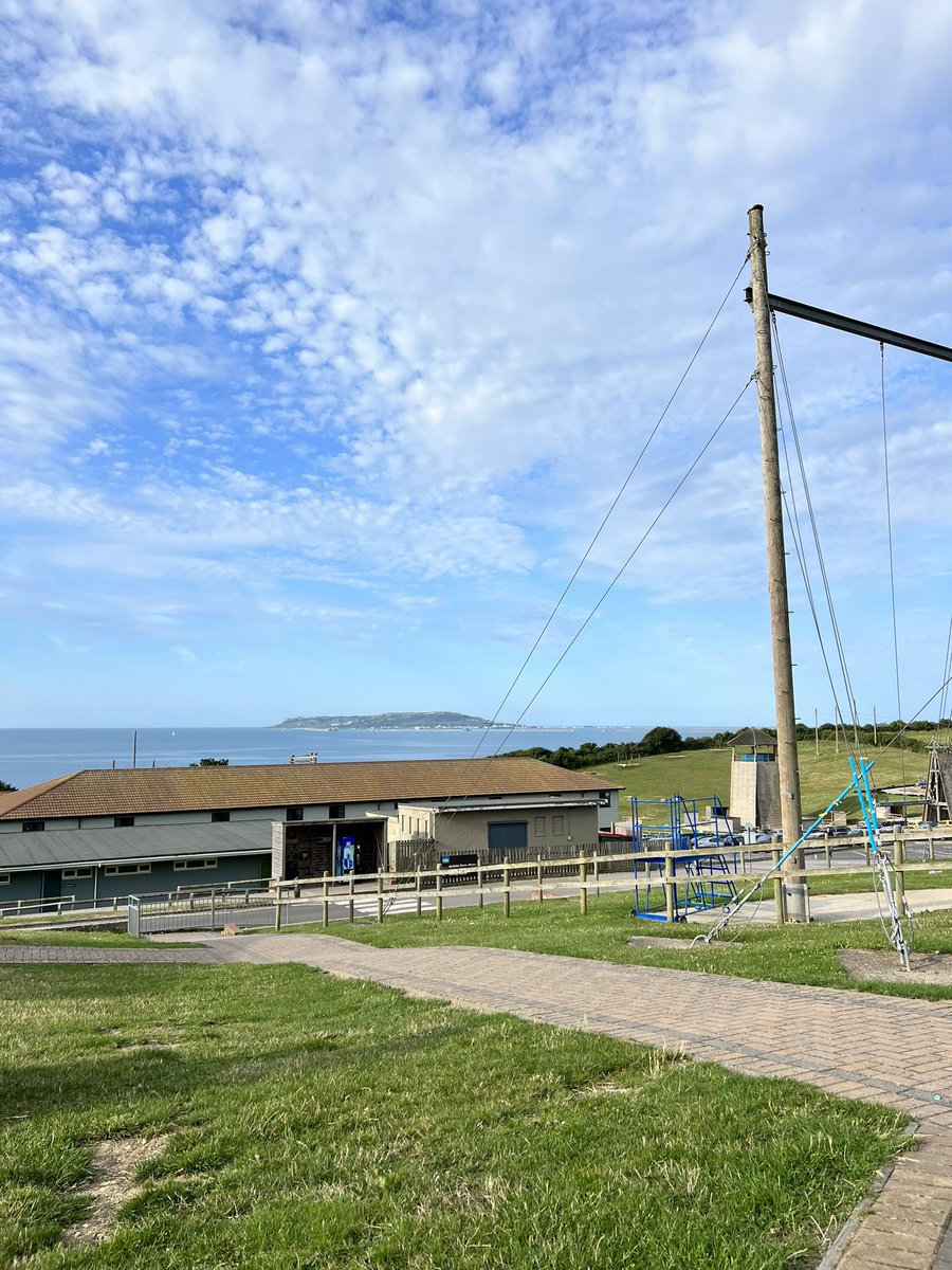 BCGeogDept's tweet photo. A beautiful morning in Osmington. Getting ready for a day of fieldwork in Lyme Regis and Chesil Beach https://t.co/P3VvT8UHfq