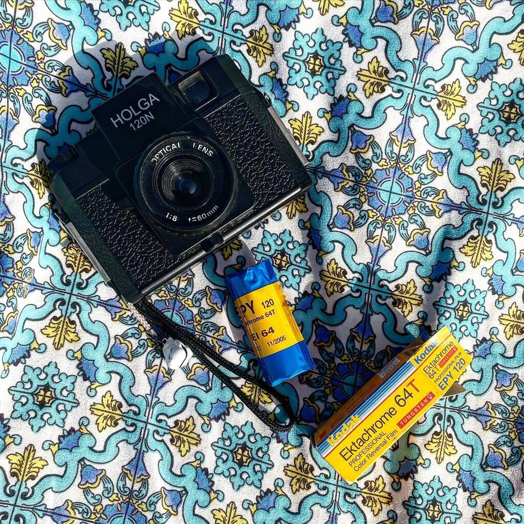 bastet's tweet image. Holga is a state of mind (also on the beach)

#holga #zeroasa #reatinglab #holgaisastateofmind #holgacamera #analog #analogphotography #filmphotography #filmisnotdead # instagr.am/p/Cu1DixYsWF5/