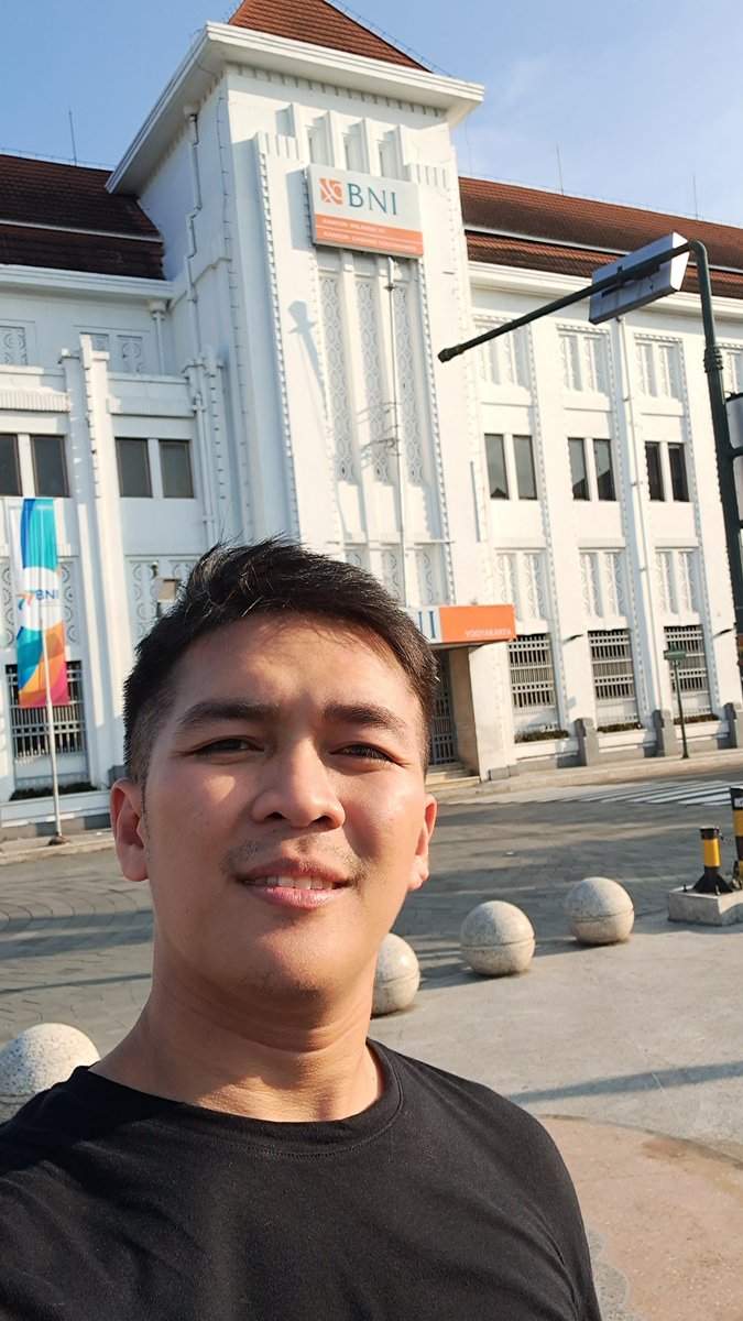 lari-t-an-on-twitter-udah-lebih-dari-4-tahun-meninggalkan-bni-and-i