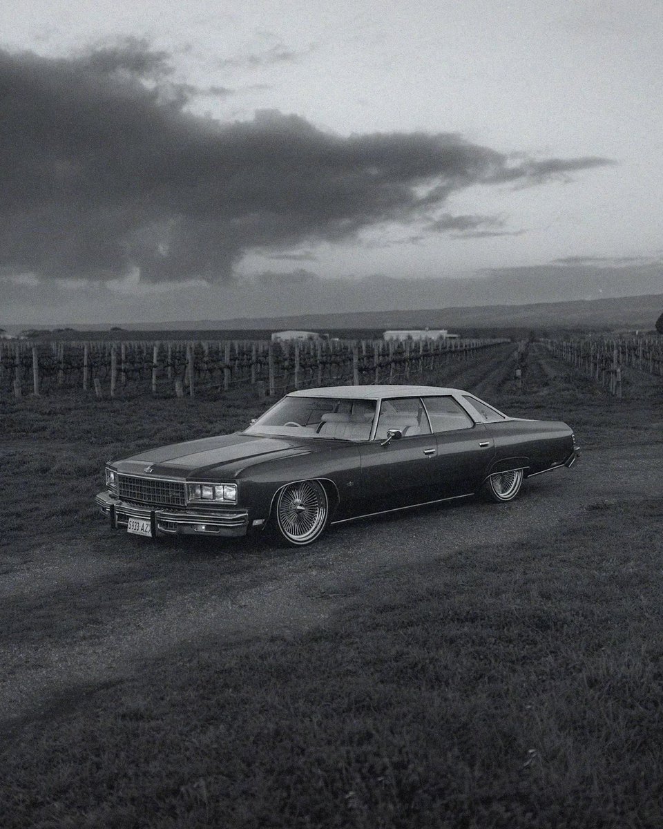 CastleCarMedia's tweet photo. Oscar’s ‘76 Caprice,  bonus shots.

#Chevy #Caprice #blackandwhite https://t.co/EvCyFywSDe