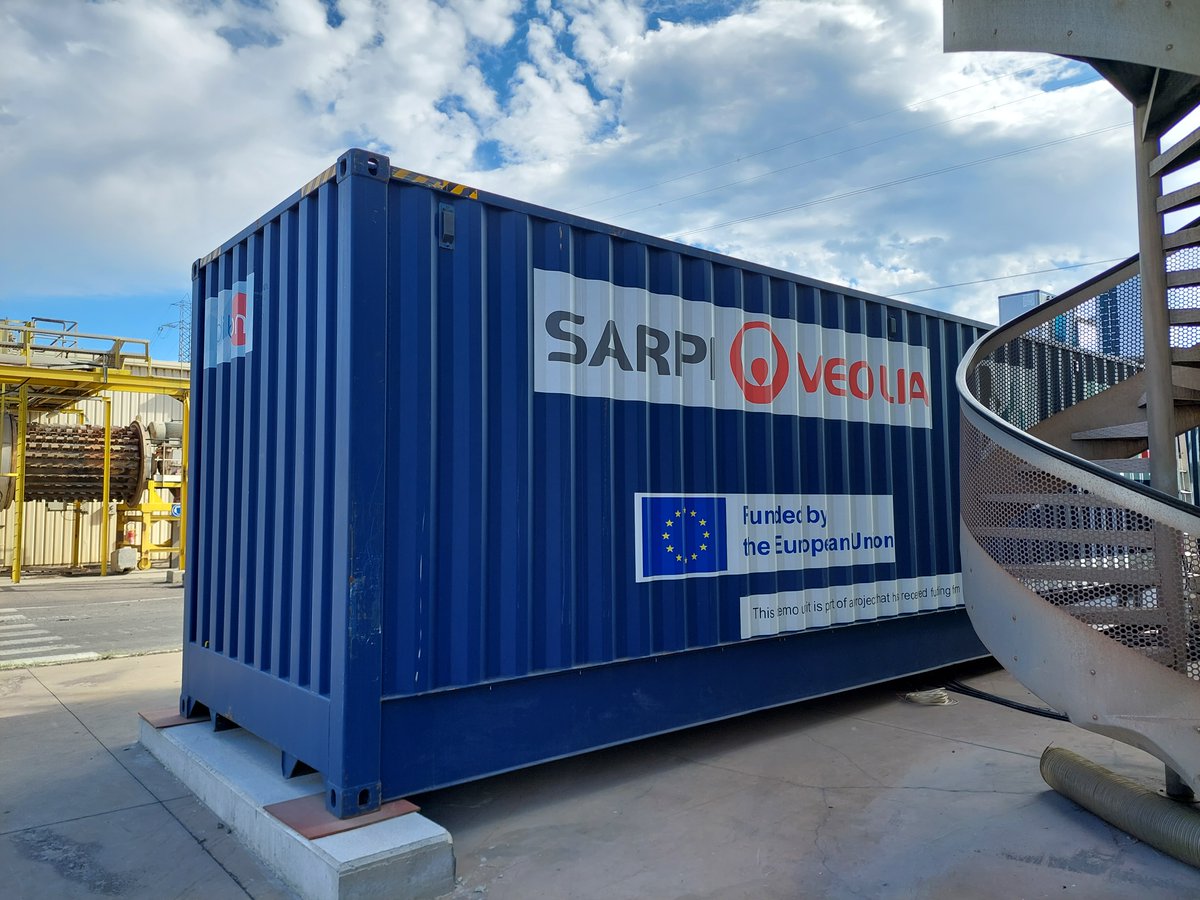 mof4air's tweet photo. 📢The last pilot unit arrived at 𝗦𝗢𝗟𝗔𝗠𝗔𝗧 𝗠𝗘𝗥𝗘𝗫!  
This unit will be used to test the efficiency of this carbon capture technology. The site acceptance tests (SAT) were carried out by the Solamat team! 
📷Below are some pictures of the unit and the SAT team! https://t.co/hcERhEqJf7