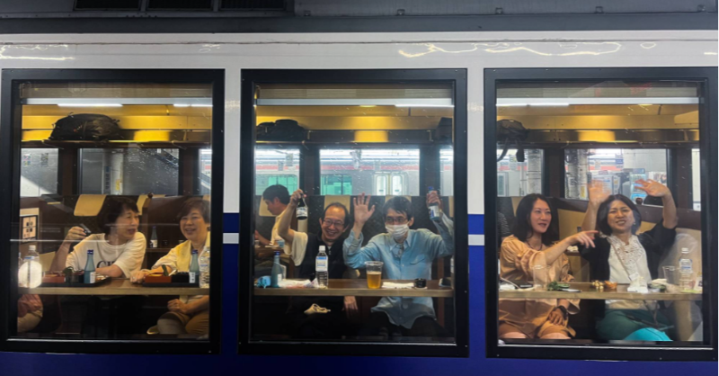 japantimes's tweet photo. There’s simply no better way to see, feel and taste Niigata than riding the rails through its wild backcountry amid the heady glow of the prefecture’s finest sake.