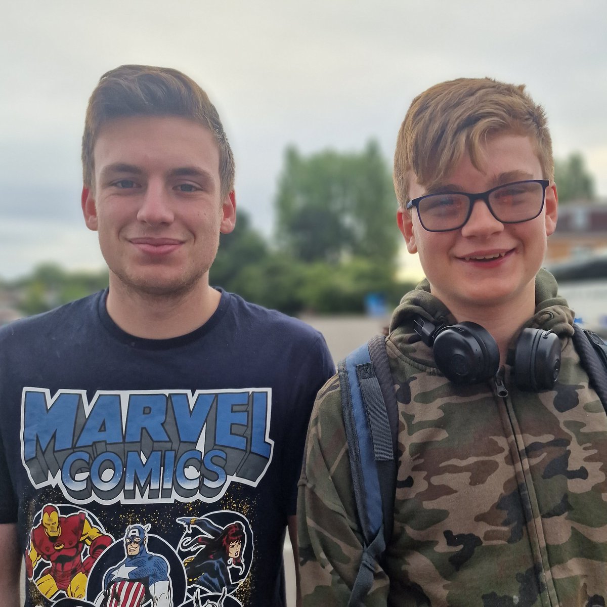Millwall Weeks (@millwall_kid09) on Twitter photo Happy Birthday to my brilliant oldest brother.<a href="/historybuff27/">Jacob Weeks</a>. Enjoy the game tonight, #Millwall.
While I'm away with school. 🎁🎊🎂 Happy Birthday to my brilliant oldest brother.<a href="/historybuff27/">Jacob Weeks</a>. Enjoy the game tonight, #Millwall.
While I'm away with school. 🎁🎊🎂