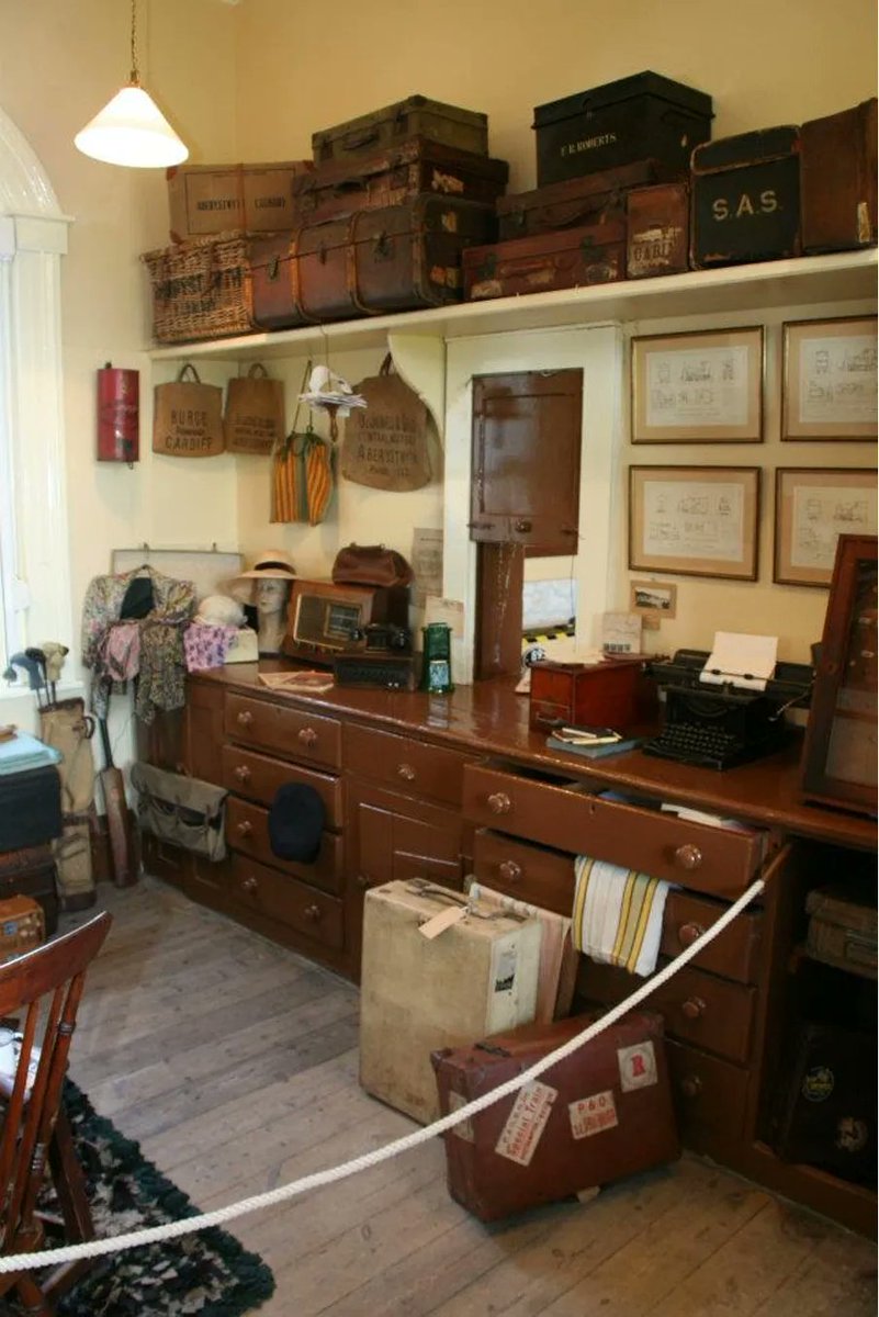 Week 3 of <a href="/scenicrailbrit/">Scenic Rail Britain</a> #DaysOutByRail campaign &amp; this week we showcase #FascinatingStations 🚉 Why not visit <a href="/BorthStation/">Borth Station Museum</a> #Museum &amp; 🎩📜 discover the golden age of railways, immerse yourself in vintage artefacts &amp; learn about the stories that shaped this coastal community 🌊