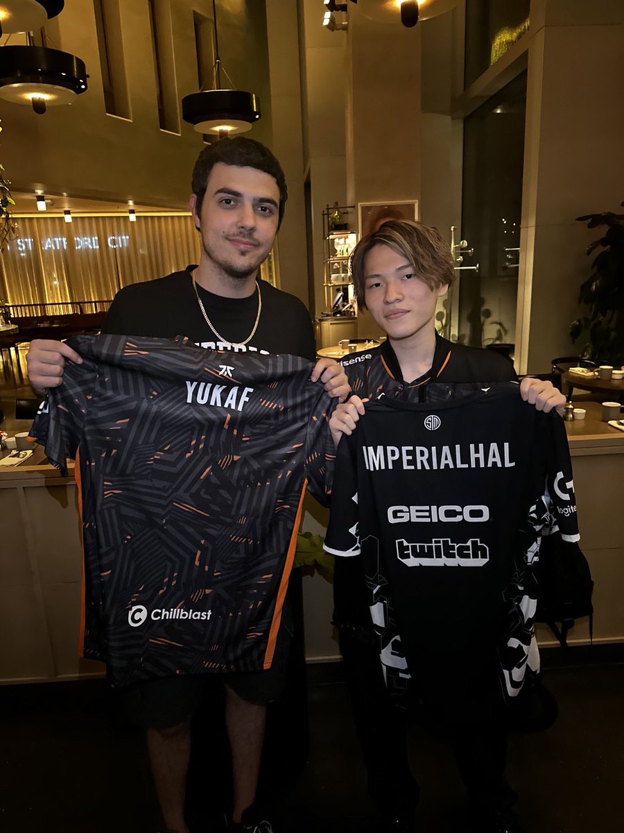 F1TQoR2XsAAddZ9.jpg?format=jpg