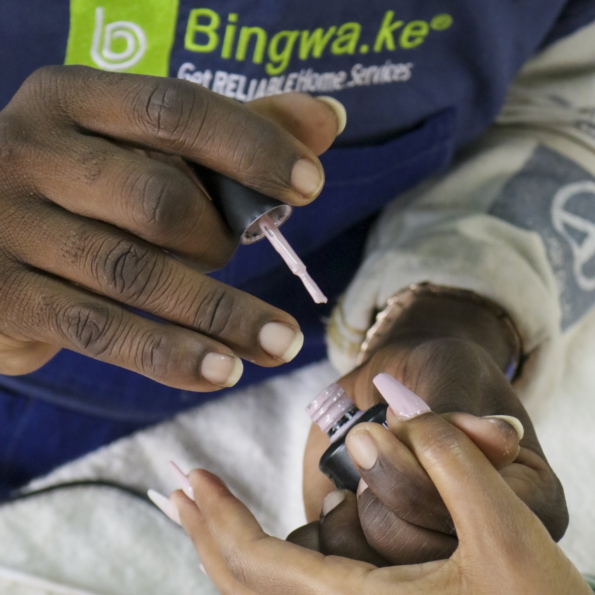 BingwaPartner's tweet photo. Are you nail technician looking to earn some extra cash from your skill? 🤑
Join mbogi ya Bingwa leo to get connected to a wide pool of clients and of course! Start earning big!😃👌
https://t.co/J3kACohP3U
#kaziiendelee #jobsinke
#kazikwavijana #BingwaPartner https://t.co/5suh5sOst9