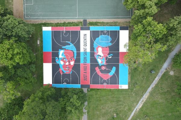 F3Picardie's tweet image. Basket : la star française de NBA Rudy Gobert inaugure deux terrains à son nom dans sa ville natale france3-regions.francetvinfo.fr/hauts-de-franc… 
@rudygobert27 @a_saint_quentin #NBA