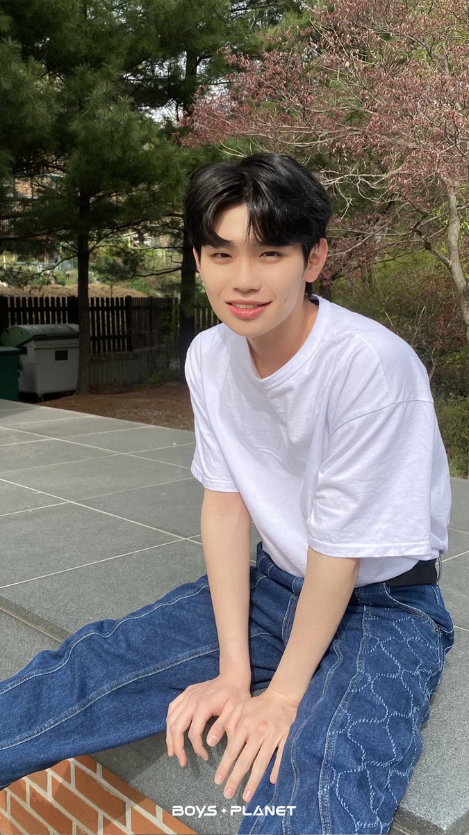 hanyohanyohan's tweet photo. hellooo! i'm yohan! i'm back from the dead and i'm looking for interactive moots!
   
— filo , minor (mga 5 months pa bago maging major)
— he/him  
— not new to #stantwt  
— lf zerose, engene, stay, carat !  
— any fandom is welcome!    

(I sell enha, skz, and svt pcs too) https://t.co/Yu4OfEGAKH