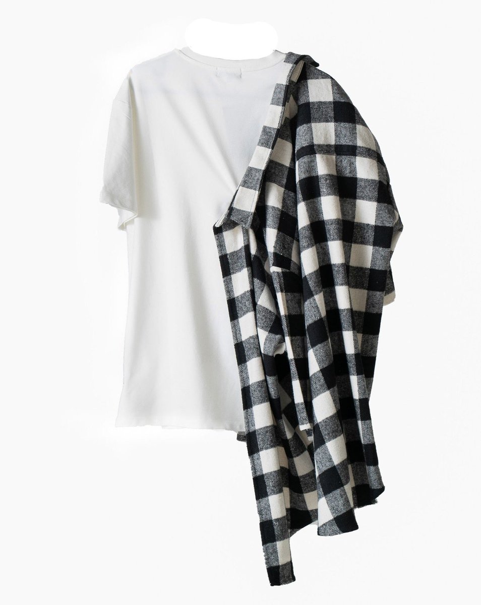 _alraqeba's tweet image. White Flannel Shirt / White Tee

#shopify #boutique #onlinestores #tshirtdesign