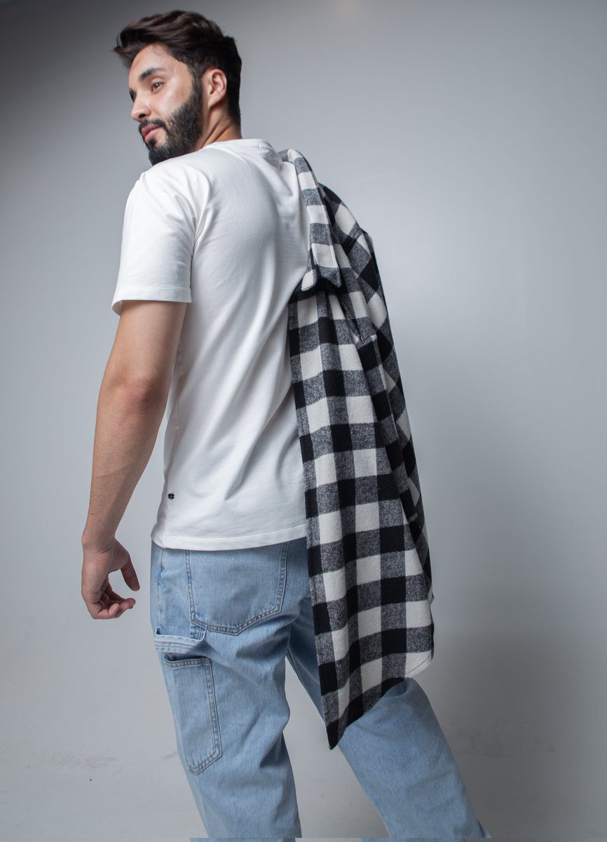 _alraqeba's tweet image. White Flannel Shirt / White Tee

#shopify #boutique #onlinestores #tshirtdesign