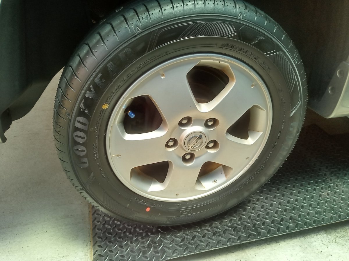 taiyaichiba3004's tweet photo. こんばんは!
#日産 #セレナ
#GOODYEAR #EfficientGrip #RVF03
Size:195/65R15 #15インチ
タイヤ交換しました!
#タイヤ市場 #江東砂町店
#東京 #安い #アライメント https://t.co/PXM2TlFXkO
