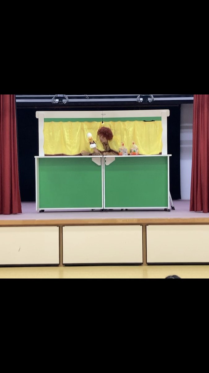 brat_clown_dada's tweet photo. 幼稚園で、お仕事してきたよ!
3才のお友達に120人も会えて、うれしかった!みんなとっても楽しかったみ���い。また来てねって言われたよ。
#clown #クラウン #パペット #pappet #道化師 https://t.co/SgojhILojg