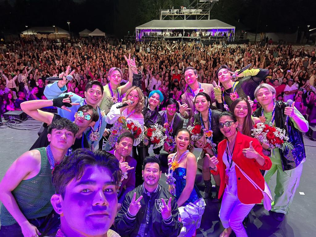 vxonofficial's tweet photo. Thank you Seattle! 🖤 

#CSALLStar https://t.co/G9twzYdhKP