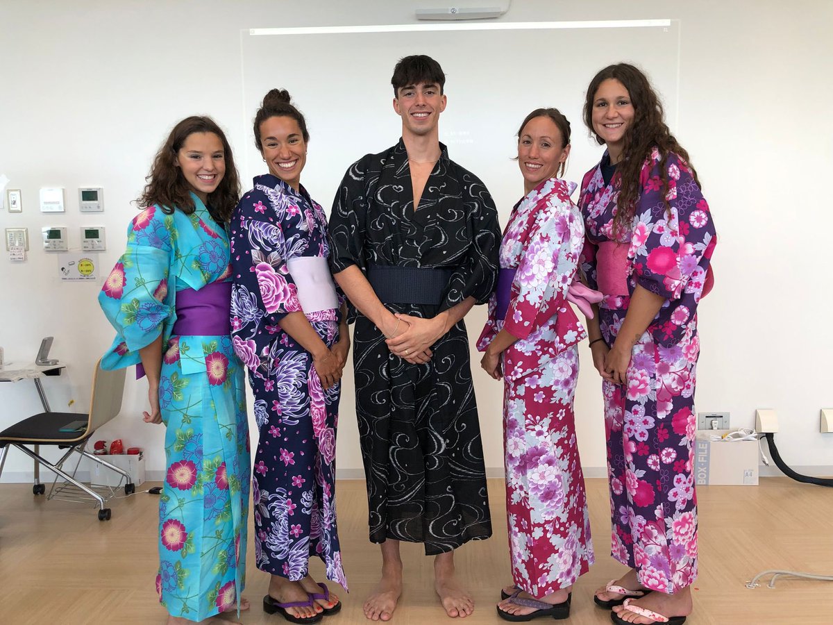 NATACIÓ 🏊🏼‍♀️| 

Els nostres mundialistes estan a Yamaguchi, la ciutat seu de les concentracions prèvies de la selecció espanyola per al Campionat del Món🇯🇵.

Allà fan el període d’adaptació per aclimatar-se i arribar a Fukuoka en les millors condicions possibles! 💪🏻💪🏻