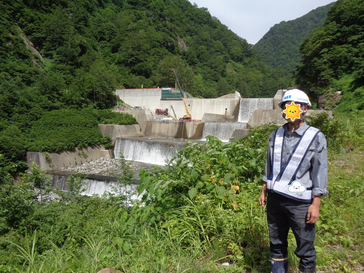 ISHIGROWGO's tweet photo. 高岡工芸高等学校
富山工業高等学校
　インターンシップ受入しました！
暑い中みんなお疲れさま🍵
将来をイメージできる経験にな���てくれたらうれしいな
皆さんもぜひ体験しに来てくださーい！
＃石黒建設
＃高岡工芸高校
＃富山工業高校
＃大学・専門学校・高校
＃インターンシップ
＃どしどし募集中 https://t.co/xBlVHq35m6