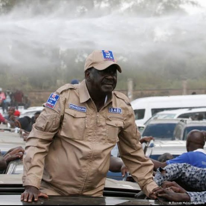 magwaz3's tweet photo. William Ruto stole elections and forced his way to to power, now Uhuru and Raila Odinga have held his govt hostage, the Nation is in the same place 10 months after. Buana illegitimacy is really bad
#MaandamanoWednesdayToFriday https://t.co/jypqDEZcnB