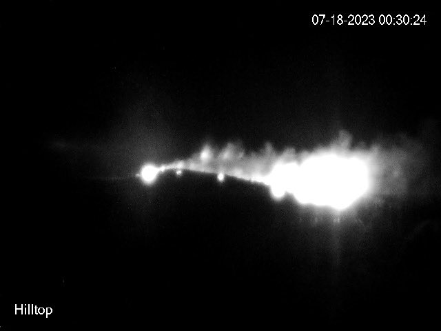 K7FRY's tweet photo. @azstateforestry @wildlandfireAZ @PinalCSO Hard to see in this zoomed images. Smoke and fire visible. Looks to be Sombrero Butte east of Mammoth #azfire https://t.co/OdmQan5kdH