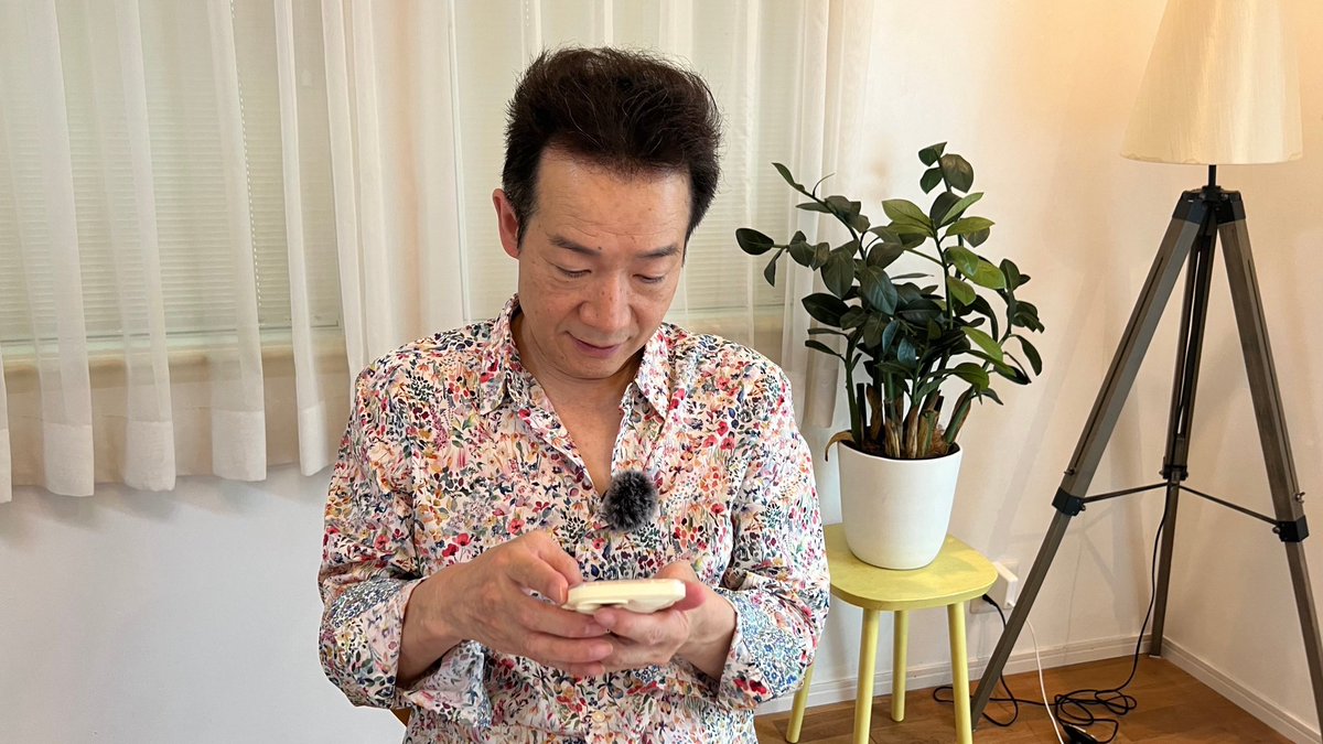 t_toshichannel's tweet photo. こんにちは☺️

元気ですか？

Twitter始めたから、皆んな見に来てね！

ハッピーサマー☀️

　　　　　　　　　TOＳHI🕺

※ご本人がツイートしています

#田原俊彦 #トシちゃん #田原トシちゃんねる https://t.co/nYoyT1F9Ia