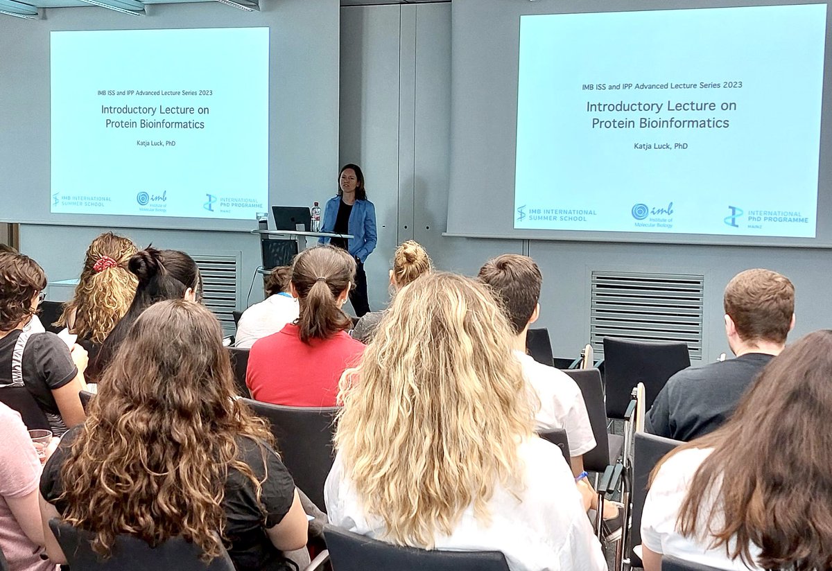 imbmainz's tweet image. Today the advanced training starts with our Lecture Series. We’re deep diving into the main research topics at IMB & in our International #PhDprogramme 🧬🔬💻