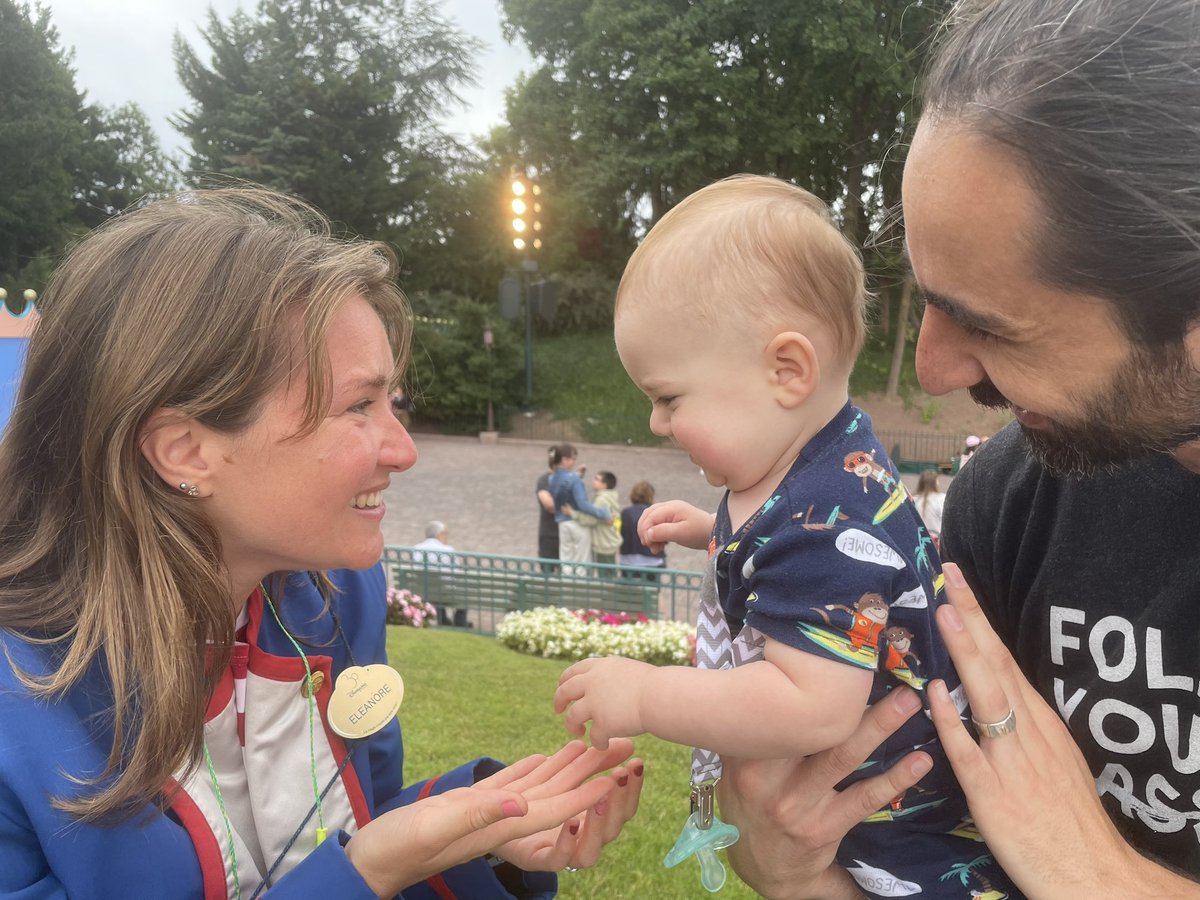 Shoutout to Eleanore who was the absolute star of the show for our son <a href="/DLPHelp/">DisneylandParis Help</a> #CastComplement Throughout Stars on Parade, our son only wanted to smile and wave at Eleanore instead of looking at the Disney characters walking by. She made our trip!!