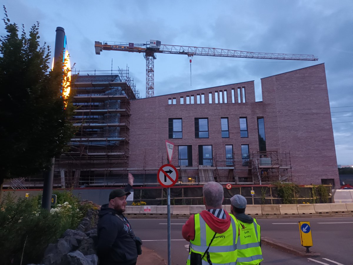 Amazing to find a Swift pair apparently nesting in a crane in the centre of a newly built library in #Monaghan #Town! It highlights just how desperately Swifts need boxes, and how much potential there is to provide them with nesting space on our buildings! <a href="/MonaghanCoCo/">Monaghan County Council</a>