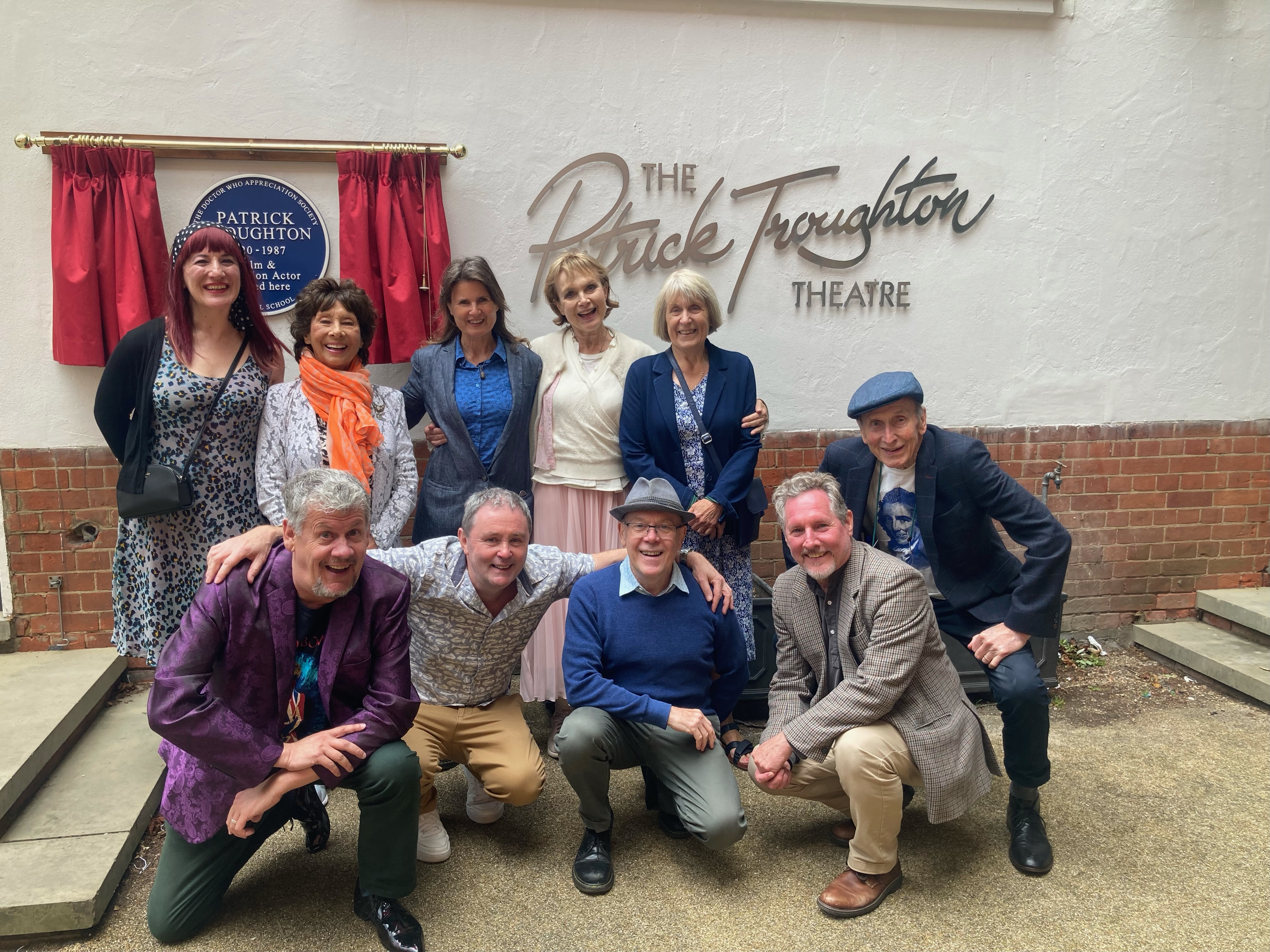 With Roxanne Troughton, Carole Ann Ford, Sophie Aldred, Jo Troughton, Chris Tranchell, Martin Spellacey, Dave Greenham, Peter Fuller and Gary Hopkins.