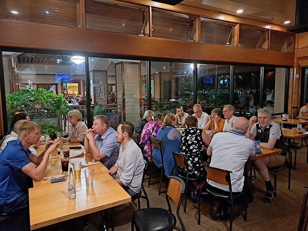 Social networking at #incoseIS #systemsengineering talk at the EMEA dinner. Participants from Germany, Netherlands, France, Norway and Spain.