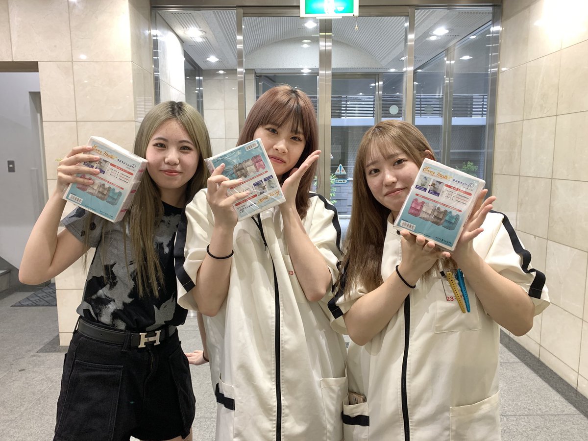 TAKAYAMA0601's tweet photo. 夏休みの練習用にペーパーをたくさんお買い上げ☺️🫶
コンテスターたち❕頑張ってね💖 https://t.co/XAgSELoZjX