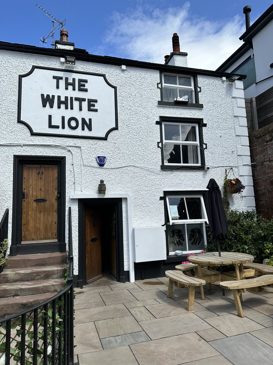whitelioninnwk's tweet image. Some new pics #camra #beergarden #TheOpen #westkirby