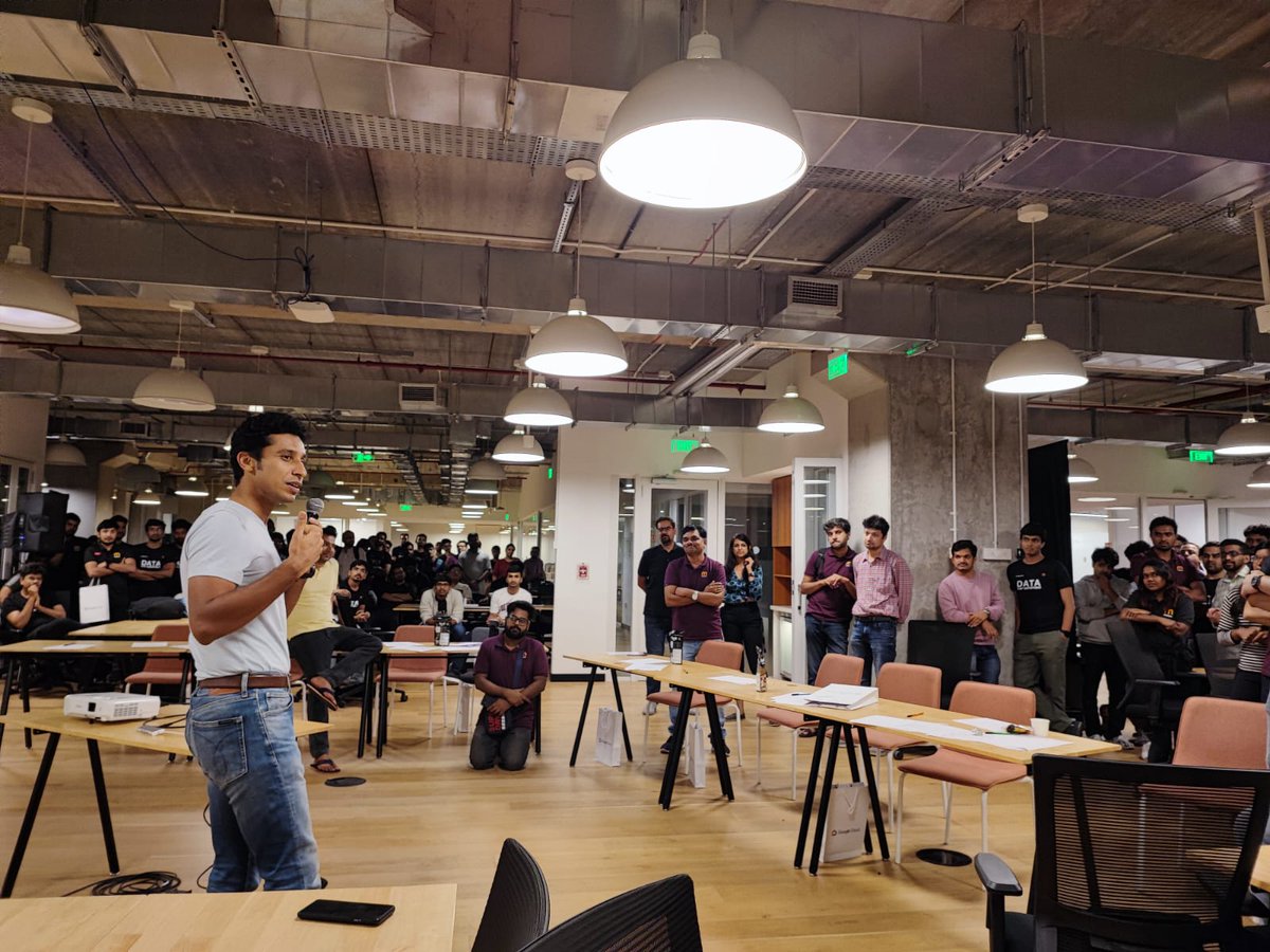 viditaatrey's tweet photo. Insane energy levels at @Meesho_Official Gen AI Hackathon at our office last week. 60 teams hacked live working demos over just 36 hours.
Everyone surprised by the quality of innovative ideas, such as SMB Co-pilot, Vernacular conversational commerce and many more.
GenAI has massive potential to solve problems for Bharat. ๐ฎ๐ณ