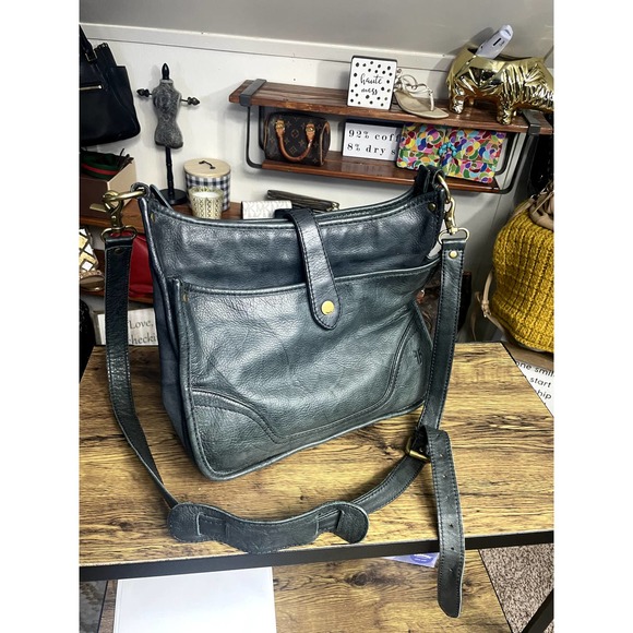 j forest tweet media