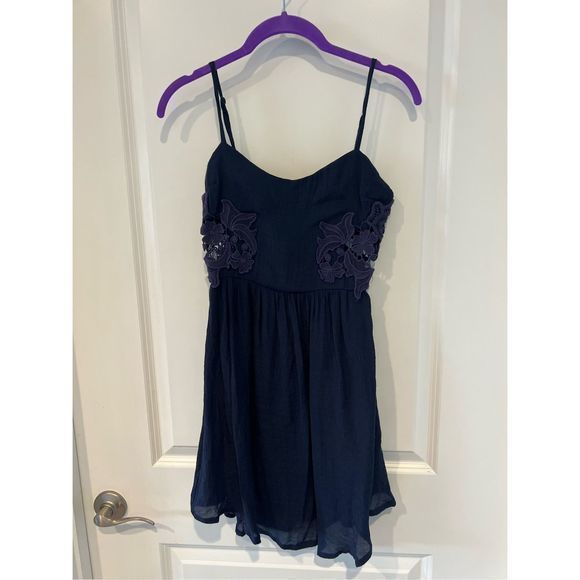 So good I had to share! Check out all the items I'm loving on <a href="/Poshmarkapp/">Poshmark</a> #poshmark #fashion #style #shopmycloset #culturecode #precisionsigns #socialite: posh.mk/tYWGg24qpBb