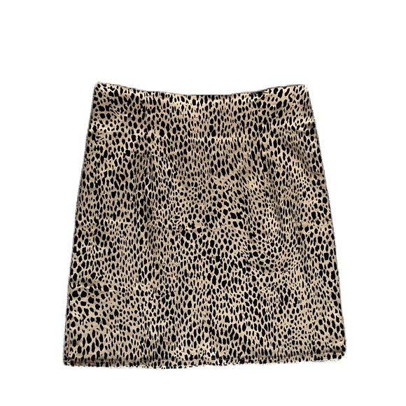 So good I had to share! Check out all the items I'm loving on <a href="/Poshmarkapp/">Poshmark</a> #poshmark #fashion #style #shopmycloset #isaachazan #dallinchase #brandymelville: posh.mk/FDXd6AhUwBb