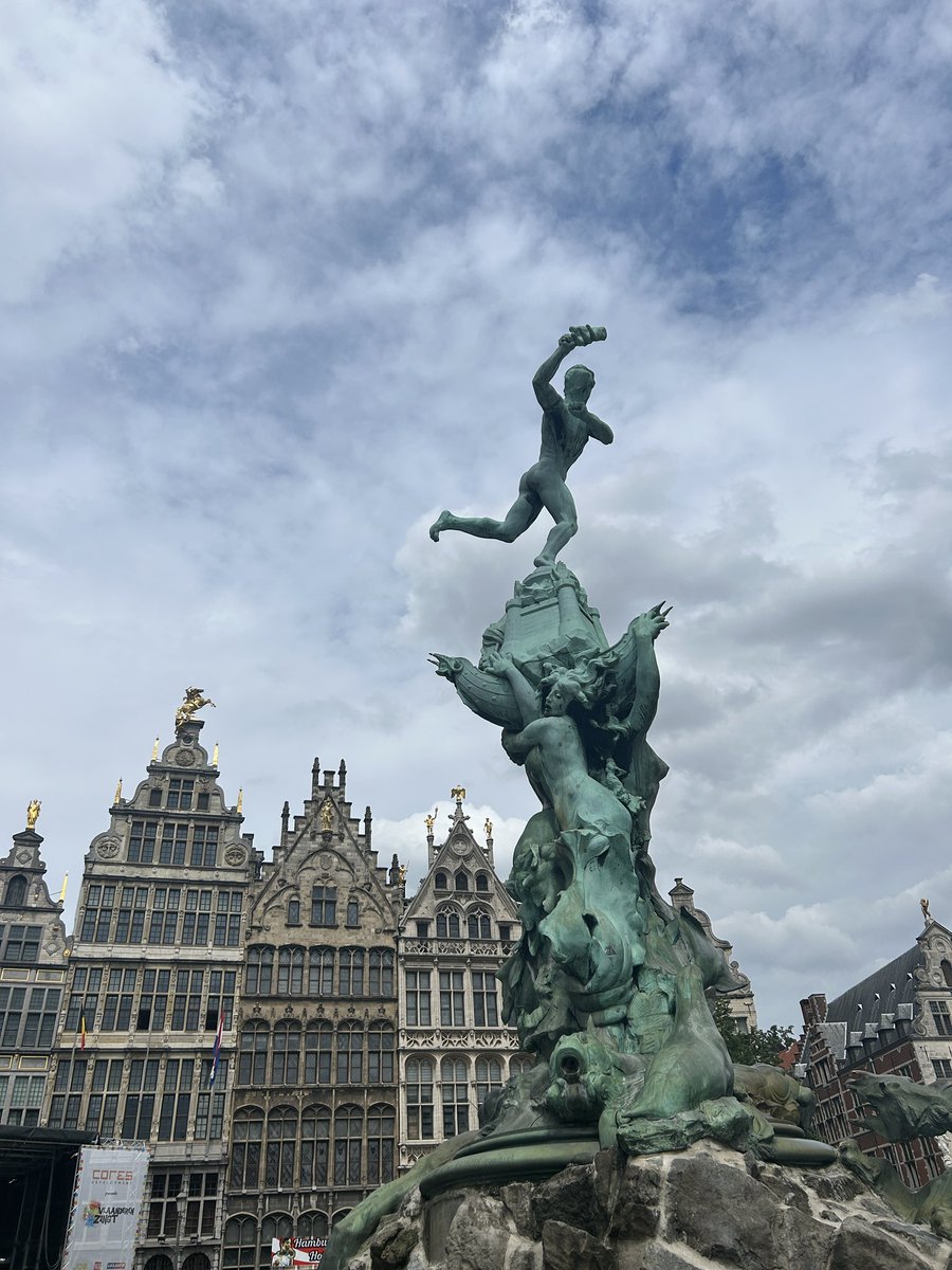 Laura Huckstep tweet media