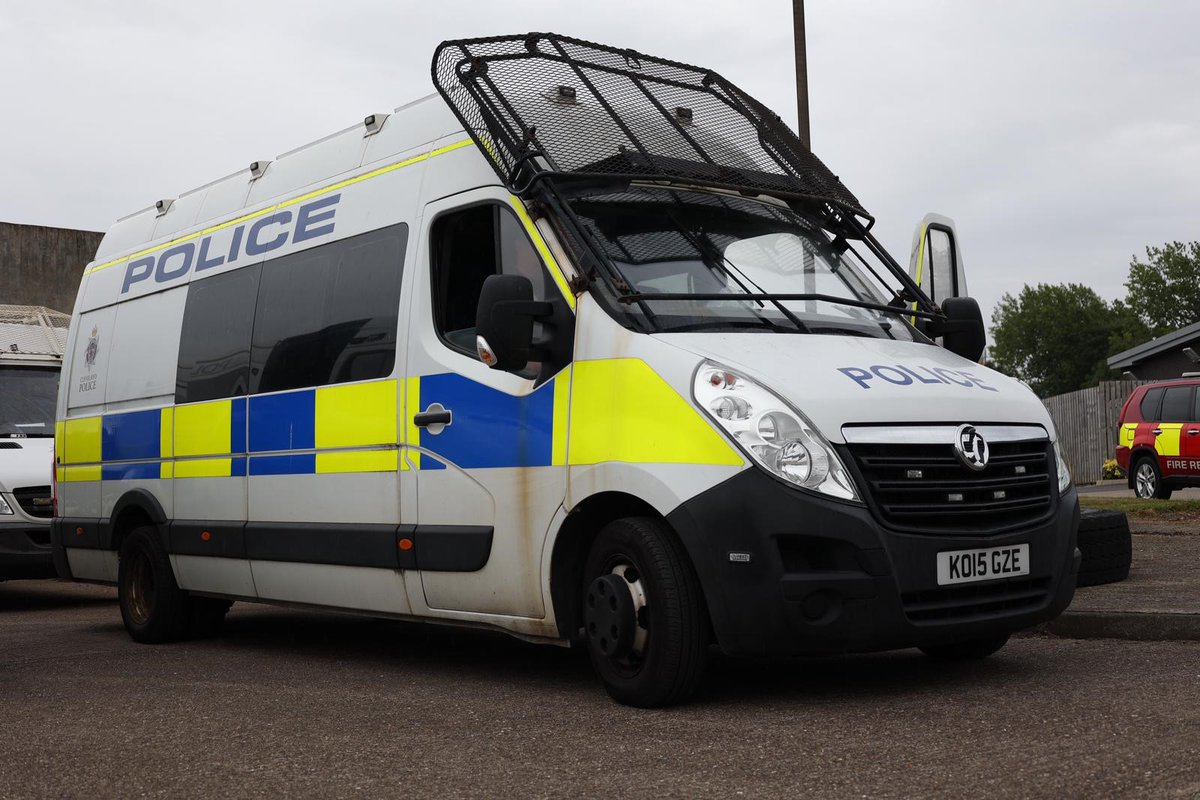 RedcarTCNPT's tweet image. A man has been arrested on suspicion of burglary at an address in Grangetown this morning as arrest warrants take place. #OpArtemis