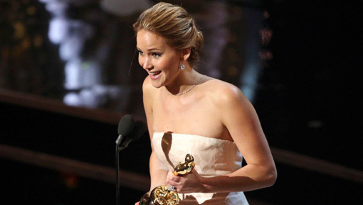 PandaBytesnl's tweet photo. Jennifer Lawrence's Beste Oscar Genomineerde Rollen Gerangschikt
#JenniferLawrence #OscarNominaties #BesteActeerPrestaties #FilmIndustrie #PandaBytes
https://t.co/r27bvqBrnp https://t.co/7X0AeuHN2L