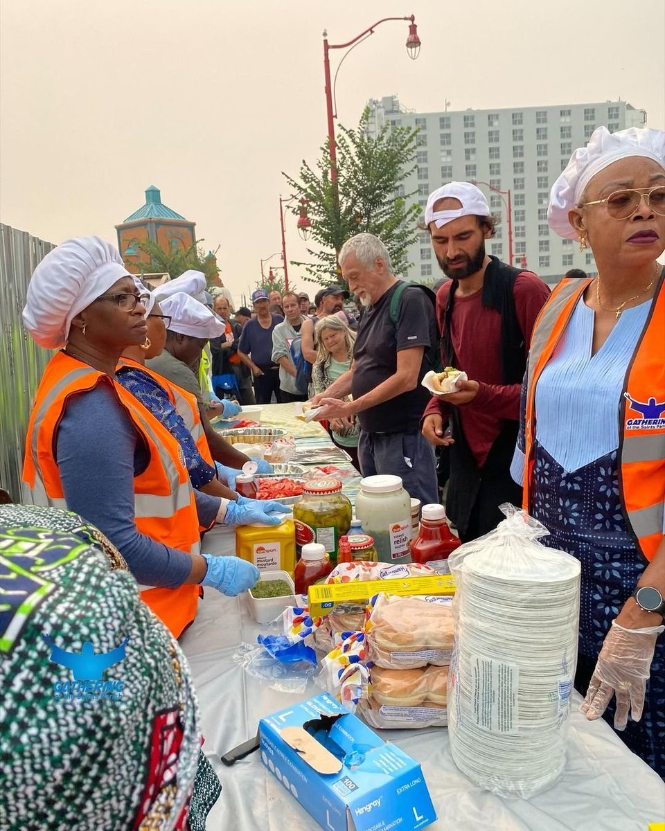 celeheritage's tweet photo. Pictures From our 2023  Harvest Outreach Program to feed the people at Downtown Edmonton Canada 
.
@cccgatheringofthesaints
#realcelestian #weintheccc #cccunite #ijomimo #ijooloyin #omocele #omocelenimi #celestialheritage https://t.co/EBhn0tikBr