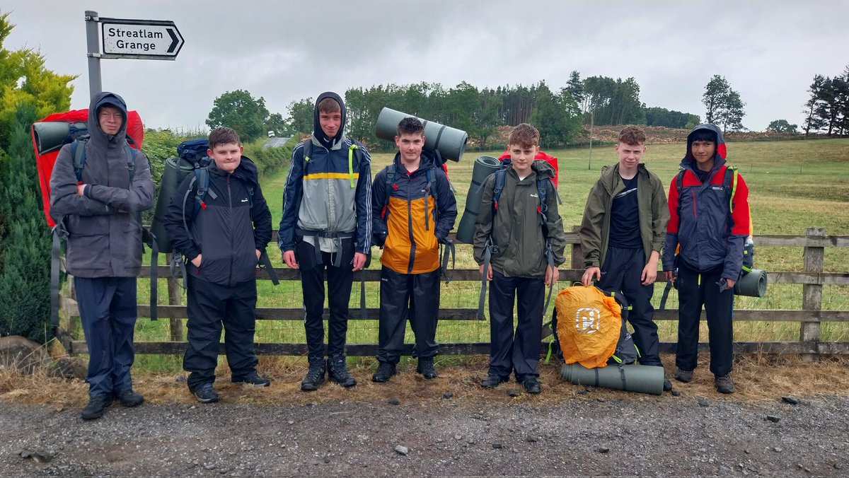 A slightly soggy start to day 2 but this team keep persevering together!

#DofE @St_Aidans_RC