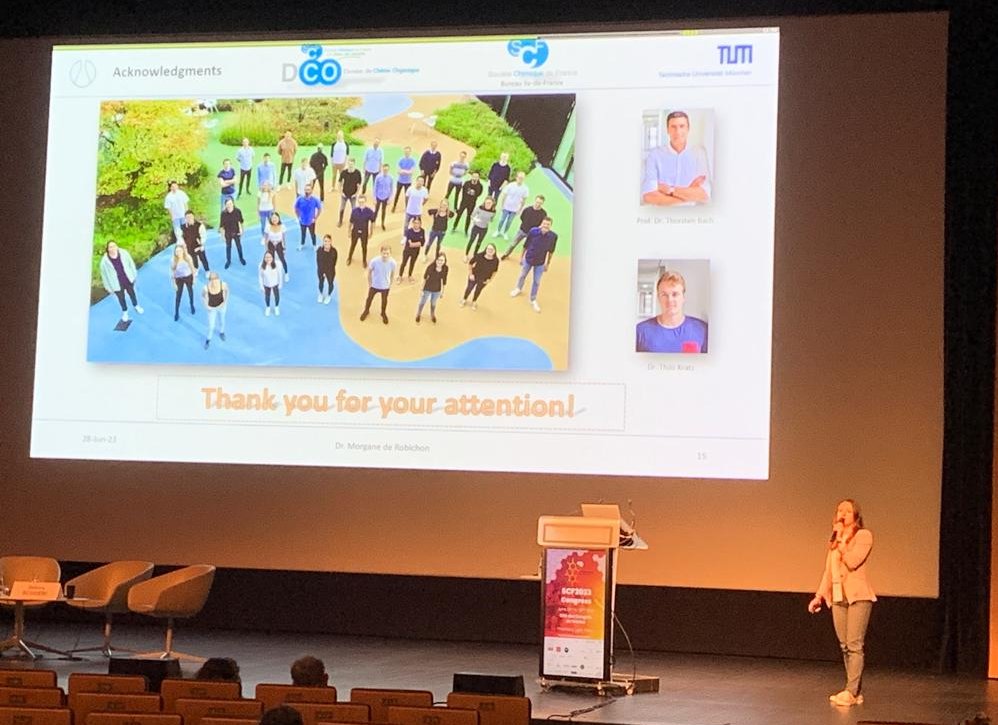 Bach_Lab's tweet photo. We're thrilled to see @mderobichon receive the Best Oral Paper Award for her exceptional talk at @SCF2023. Thanks to @IdfScf, @DCO_SCF, and @ChemEurope for granting her this opportunity and the award! #WomenInSTEM #bach_lab https://t.co/CiI94PTsCG