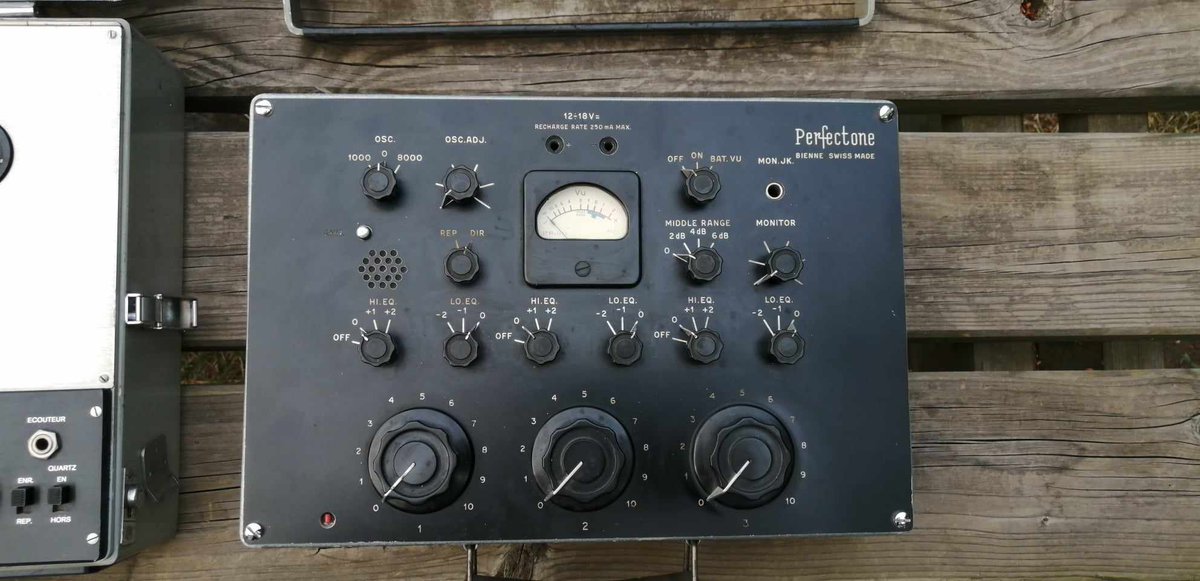 vodouch2000's tweet image. 4x Perfectone EP6A II S (Switzerland, 1956-59)
1x Perfectone mixdeck  NT 4101L
1x Perfectone mixette NT 3101
(photo: Franck Lhermet)
#vintageaudio #reeltoreel #mixdeck