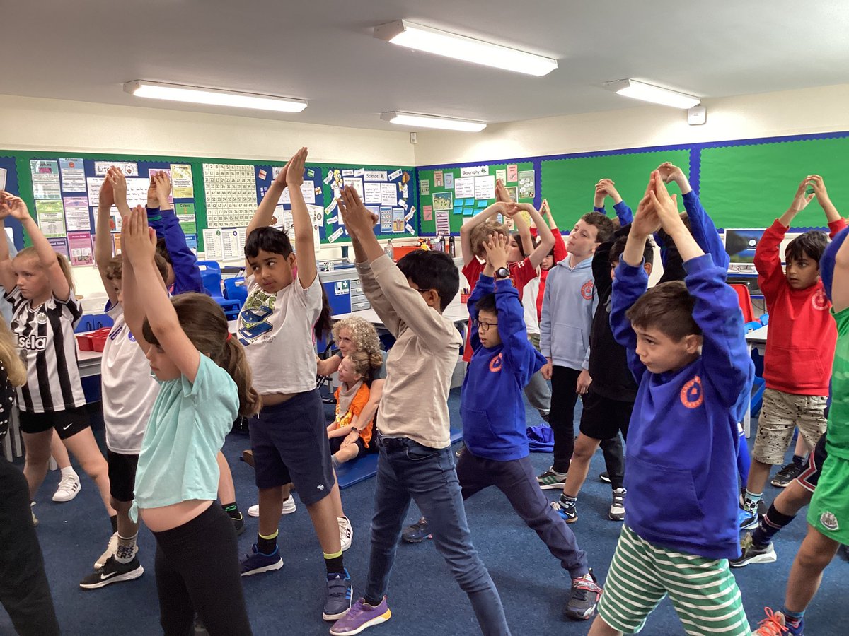 ArchibaldFirst's tweet photo. Year 4 are kicking off their Tuesday morning with a spot of cosmic yoga! #AFSwellnessweek https://t.co/F3YxJy28Kp