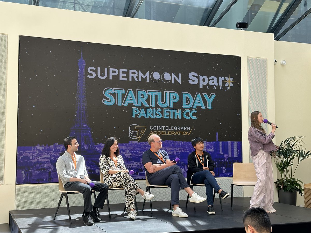 Yesterday @Supermooncamp hosted Startup Day during <a href="/EthCC/">EthCC - Ethereum Community Conference</a> in Paris 🇫🇷

I pitched <a href="/UnUniFi/">UnUniFi</a> in front of a great panel of VCs 🤝