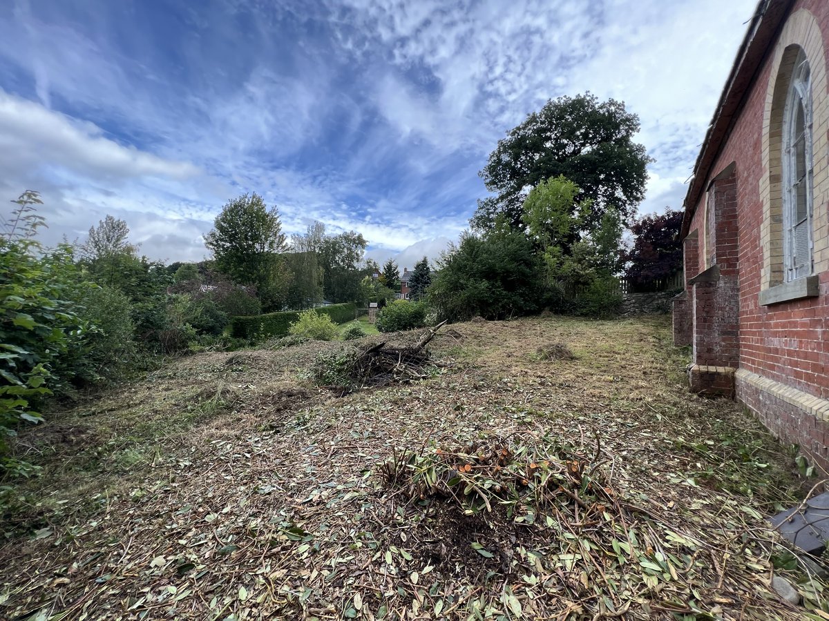 AllWalesAuction's tweet photo. βͺοΈFormer Chapel with Historical Planning Permission to Form a Residential Dwelling
π#Pontrobert, #Meifod, #Powys
Want more details? Click here πhttps://t.co/r4BywPw1rb
#northwales #allwalesauction #auctionproperty #forsale #auctions https://t.co/mnrE8NBiFf
