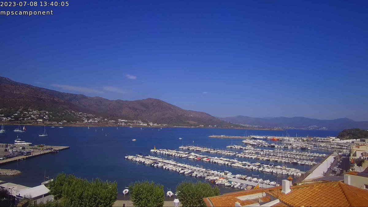 Temperatura:26.4 Sensació Tèrmica:27.3 Vent:14.0km/h Direcció del vent:N Ratxa Max/Hora:20.9 Escala Beaufort:2 bft Pressió:1014.8 Pluja Hora:0.0mm Acumulació 24/h:0.0 Humitat:74  #meteocat #arameteo #324eltemps #elportdelaselva