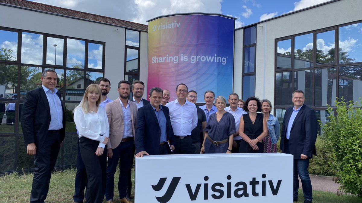 visiativ's tweet image. [#OriginAll] Au cœur de la stratégie Visiativ lors d'un moment d'échanges privilégié entre les membres du Comité Exécutif et les collaborateurs pour partager sa vision sur de nombreaux sujets communs. 🤝

Merci à tous d'avoir répondu présent ! 🙏
 
#sharingisgrowing #allvisiativ