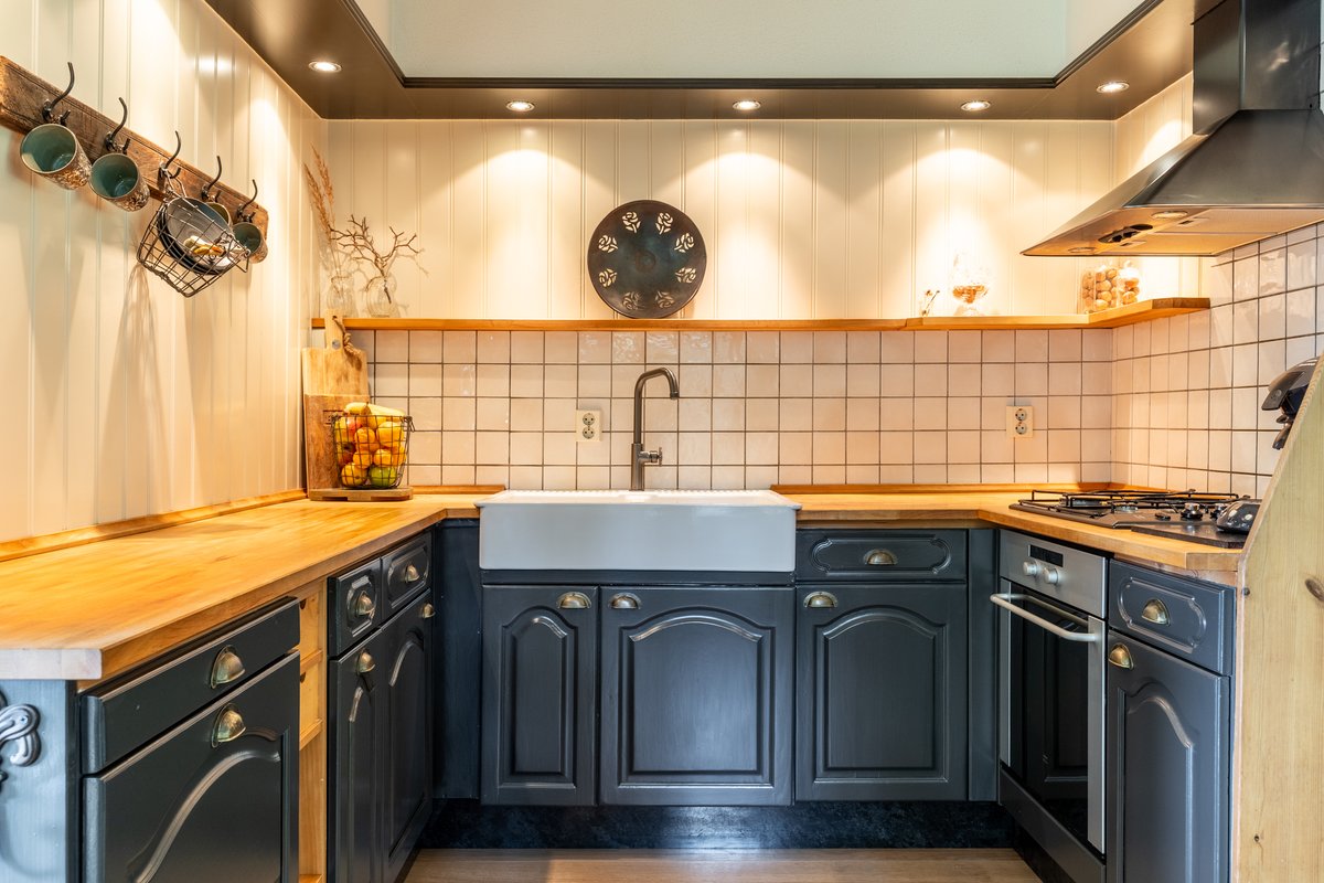 SierdMoll's tweet image. De dag beginnen met een wandelingetje door je eigen bos🌳 en &apos;s avonds uitkijkend over de weilanden genieten van de zonsondergang🌞. Dat zijn ervaringen die je niet bij iedere woning treft🏡.

 #SierdMollMakelaars #TeKoop