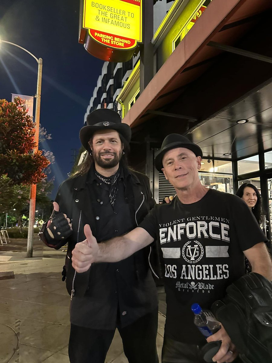 FORMER ANTHRAX SINGERS, NEIL TURBIN AND JOHN BUSH AT BRIAN SLAGEL'S 'SWING OF THE BLADE' BOOK SIGNING IN LOS ANGELES
#anthrax #neilturbin #JohnBush #brianslagel #SwingOfTheAxe #metalbladerecords #armoredsaint